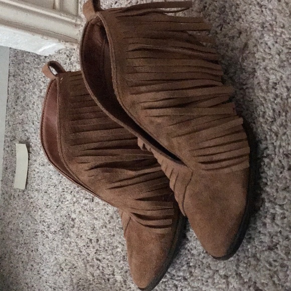 Tan Fringe booties - Picture 4 of 5